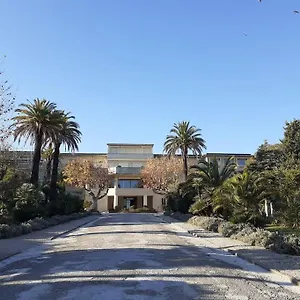  Appartement T2 Résidence Fermée Avec Parking, Parc Arboré, à 200m