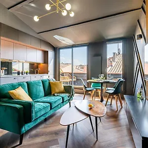  Appartement Loft En - Duplex Terrasse Coeur Historique Avec Vue Dégagée&parking Souterrain Offert